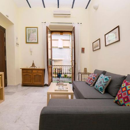 Alohamundi Valvanera Sevilla Exteriör bild